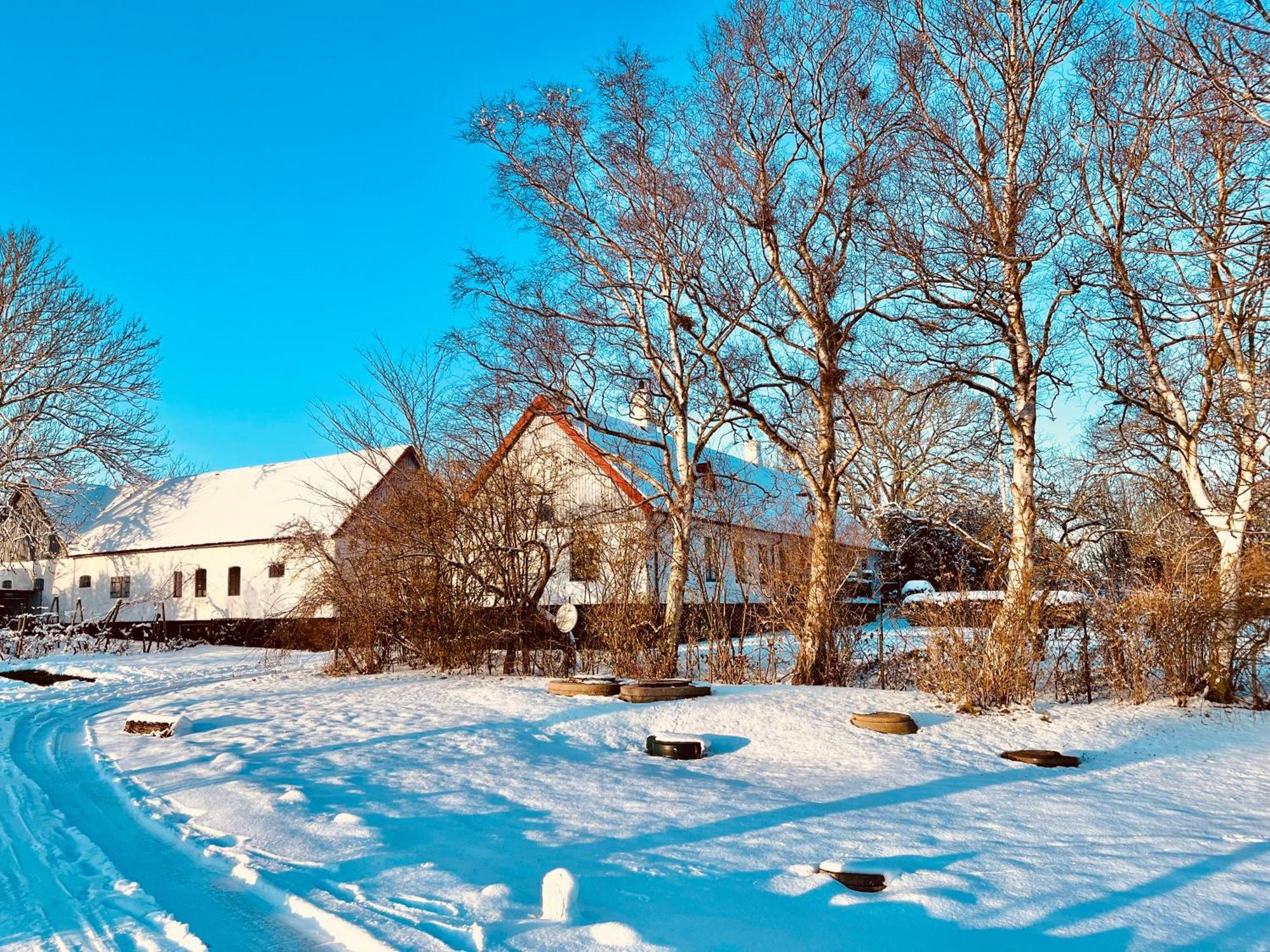 Sydkustens At Tullnaes Vingard Klagstorp Exterior photo